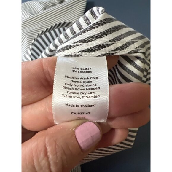 Talbots Wrinkle Resistant Striped Button-Down Shirt Sz 8 Paisley Cuff Travel - Picture 7 of 9